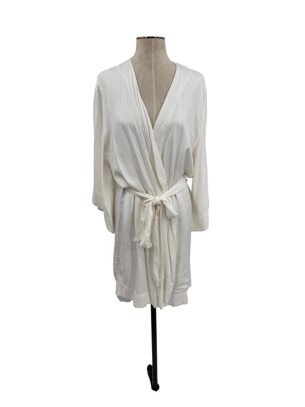 Piyama Ivory Wrap Robe Belted Long Sleeve Rayon Lounge Robe Small Medium